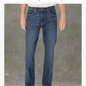 Joe’s Jeans Brixton Mens Straight and Narrow Leg Jean
 31in W x 34in Inseam